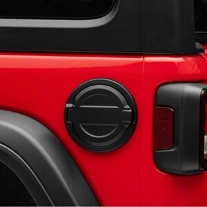 NWT Jeep Wrangler JL Fuel Filler Gas Door Cover Cap Black Matte